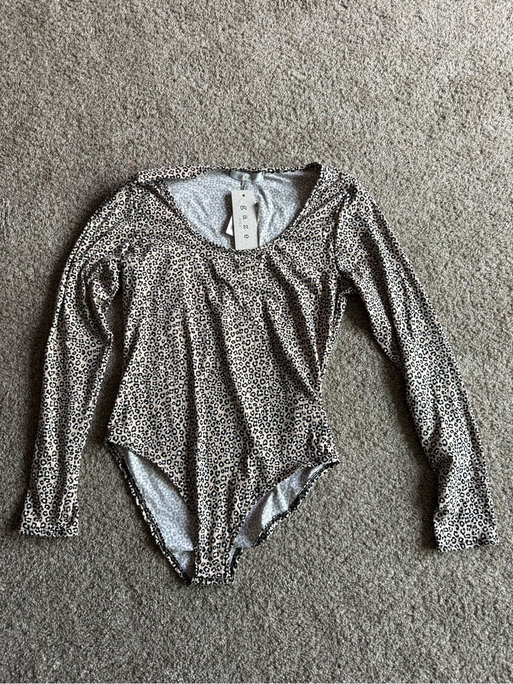 gaze Leopard Print Long-Sleeve Scoop Bodysuit - Nude/Black